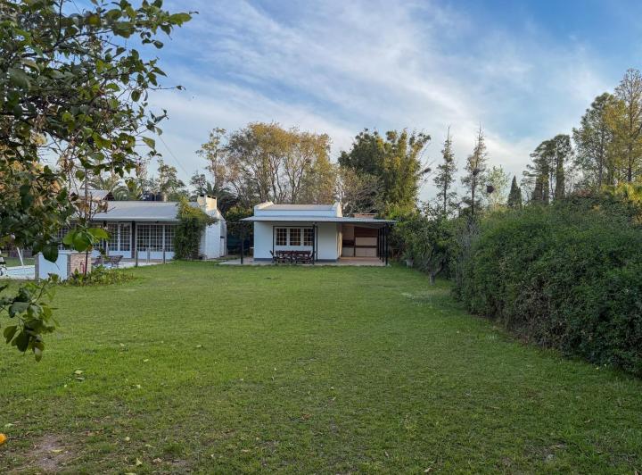 Casa · 690m² · 1 Ambiente · 1 Cochera