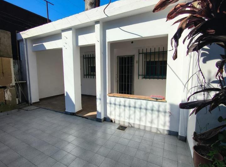 Casa · 63m² · 4 Ambientes · 1 Cochera