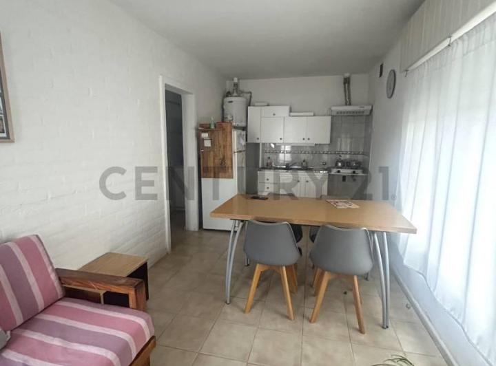 Departamento · 77m² · 4 Ambientes · 3 Cocheras
