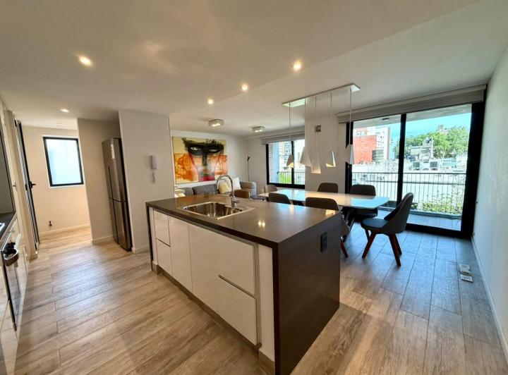 Departamento · 102m² · 4 Ambientes · 1 Cochera