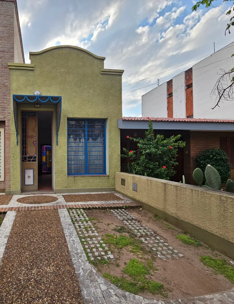 CASA  VENTA BAJO PALERMO 2 DORMITORIOS