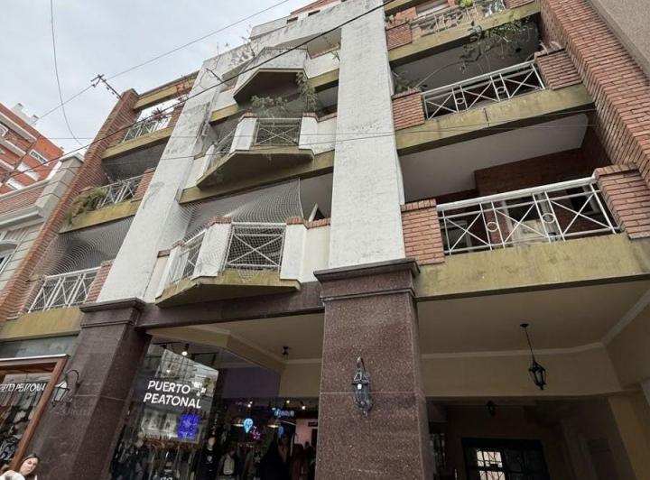 Departamento · 58m² · 4 Ambientes · 1 Cochera