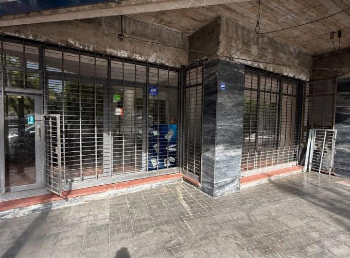 Local comercial · 98m²