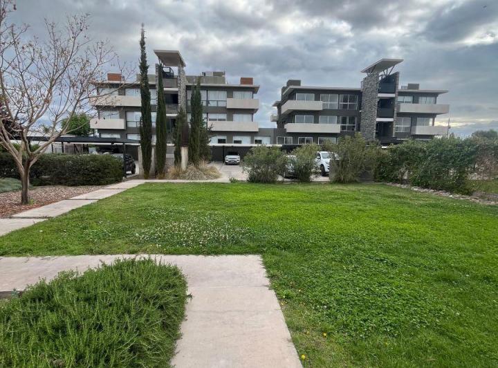 Departamento · 78m² · 4 Ambientes · 1 Cochera