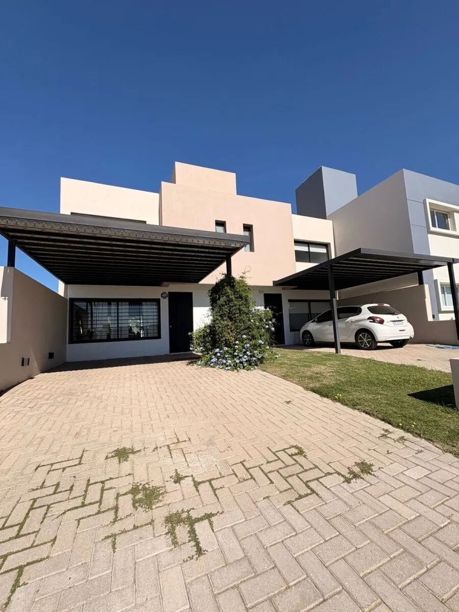 DÚPLEX 2 DORMITORIOS | COLINAS DE MANANTIALES | POSESIÓN INMEDIATA