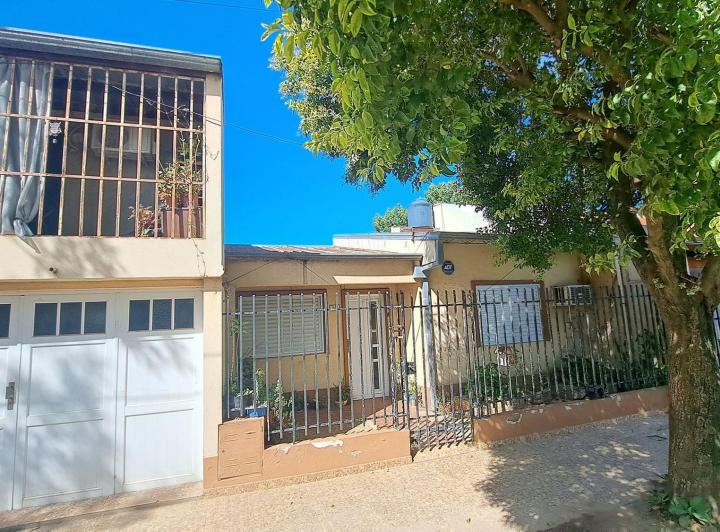 Casa · 140m² · 7 Ambientes · 1 Cochera