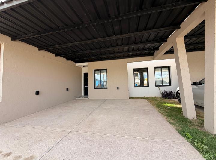 Casa · 110m² · 3 Ambientes · 1 Cochera