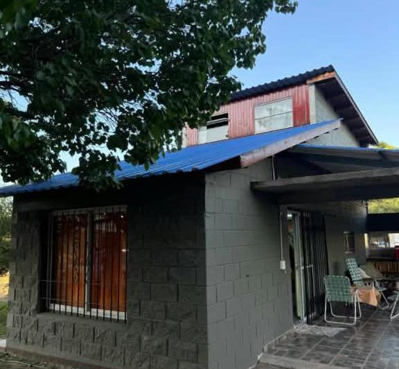 Casa · 200m² · 2 Ambientes · 2 Cocheras
