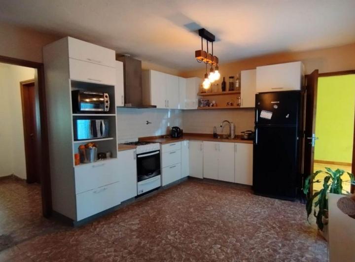 Casa · 129m² · 3 Ambientes · 2 Cocheras