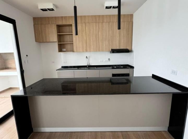Casa · 120m² · 4 Ambientes · 2 Cocheras
