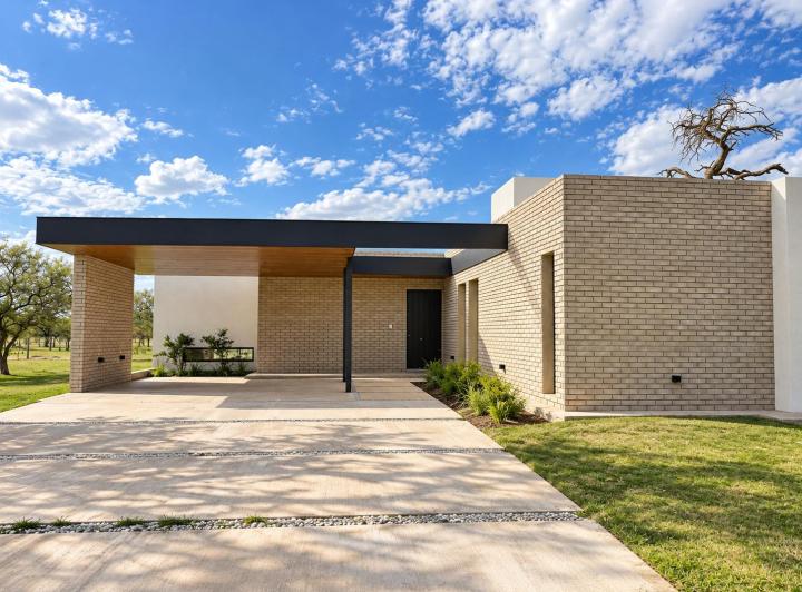 Casa · 198m² · 6 Ambientes · 1 Cochera