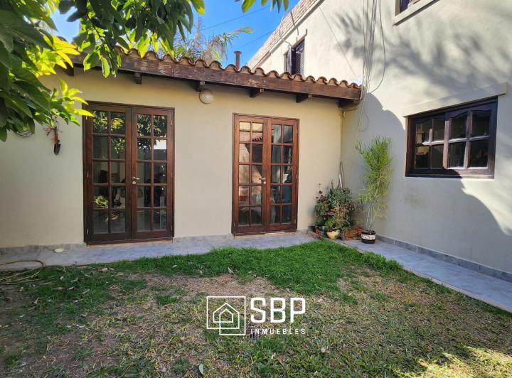 Casa · 125m² · 5 Ambientes · 1 Cochera