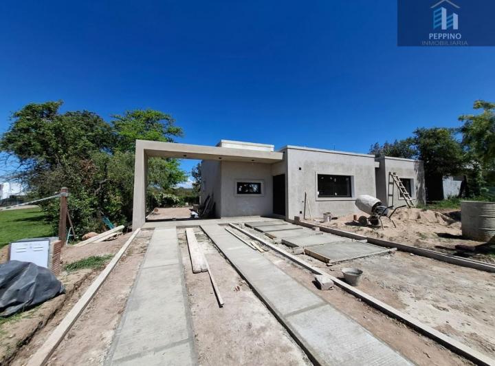 Casa · 150m² · 4 Ambientes · 2 Cocheras