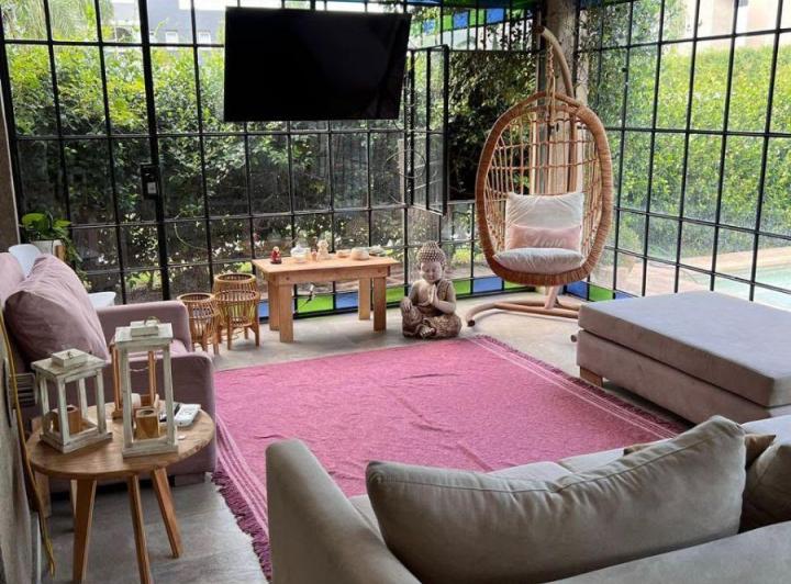 Casa · 298m² · 6 Ambientes · 2 Cocheras