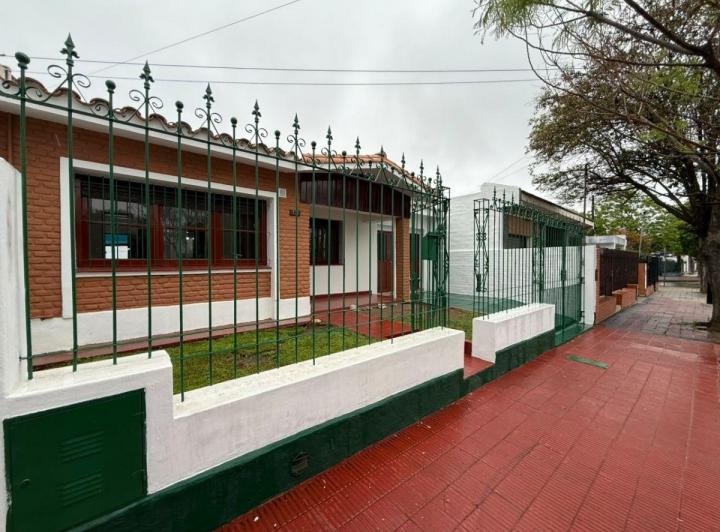 Casa · 98m² · 3 Ambientes · 2 Cocheras