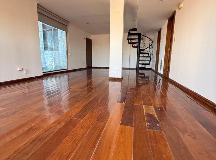 Departamento · 100m² · 5 Ambientes · 1 Cochera