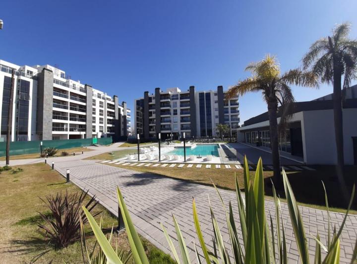 Departamento · 90m² · 4 Ambientes · 1 Cochera