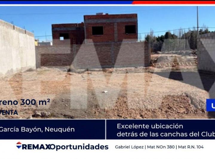 Terreno · 300m²