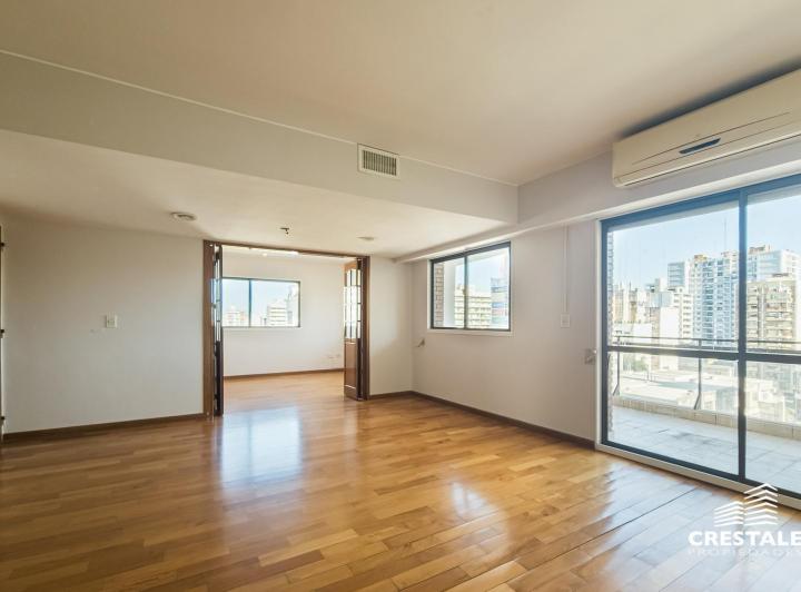 Departamento · 172m² · 8 Ambientes · 1 Cochera
