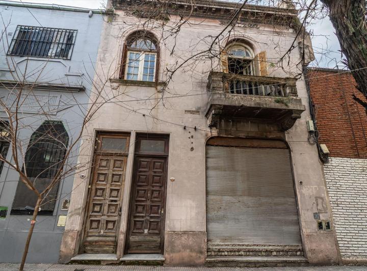 Terreno · 384m²
