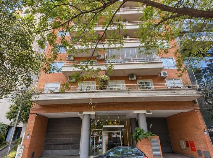Departamento · 82m² · 4 Ambientes