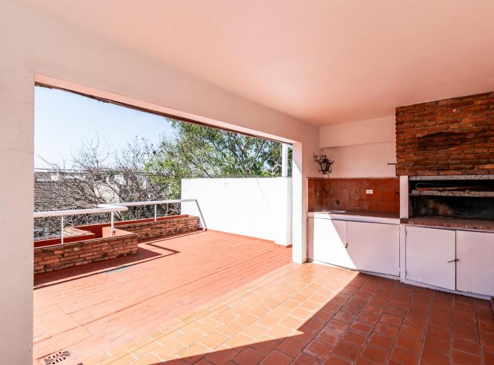 Casa · 170m² · 4 Ambientes · 1 Cochera