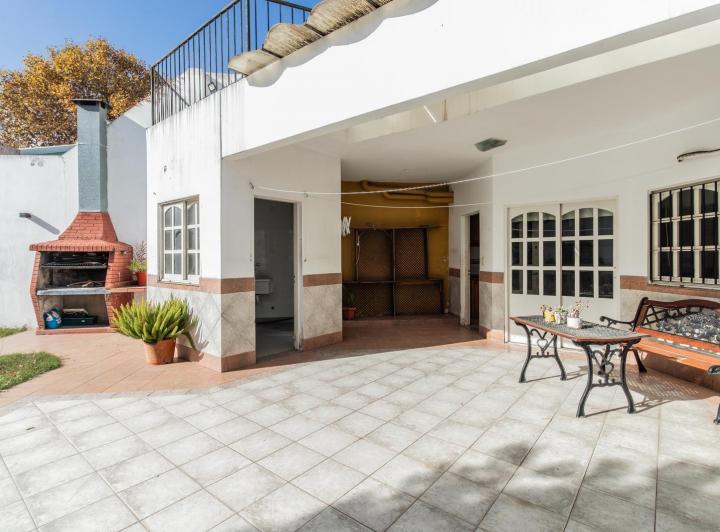Casa · 161m² · 4 Ambientes · 1 Cochera