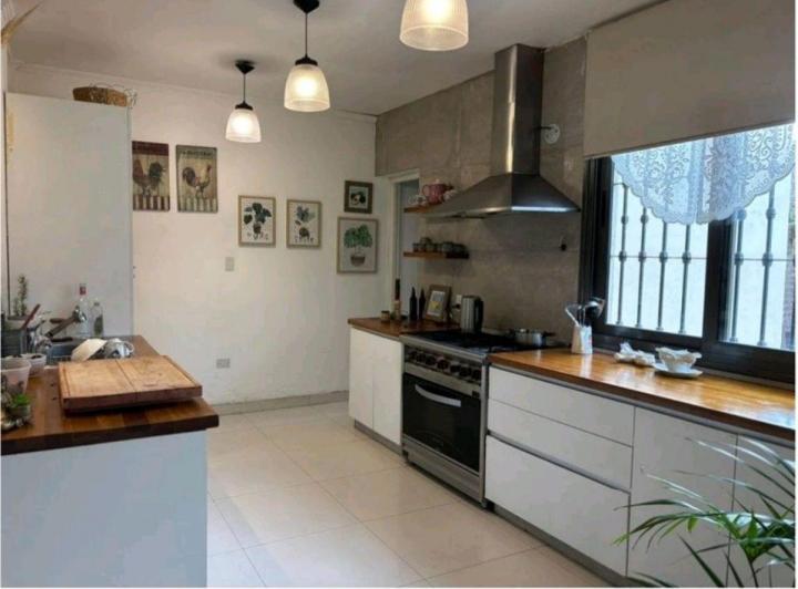 Casa · 270m² · 1 Ambiente · 1 Cochera