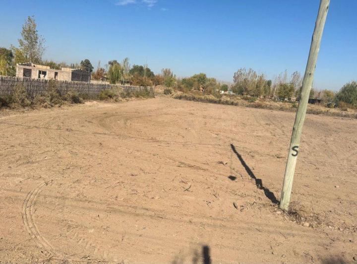 Terreno · 3372m²