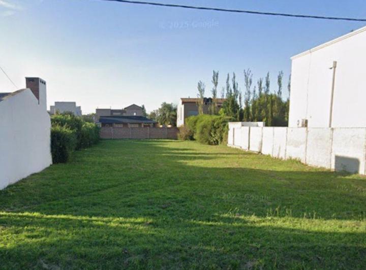 Terreno · 825m²