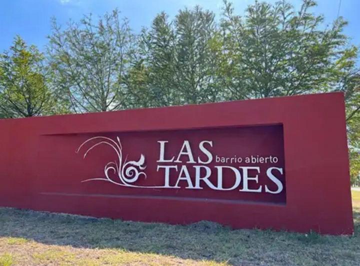 Terreno · 663m²