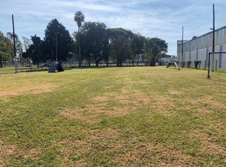 Terreno · 647m²