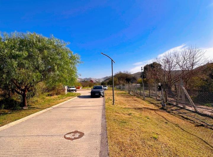 Terreno · 830m²