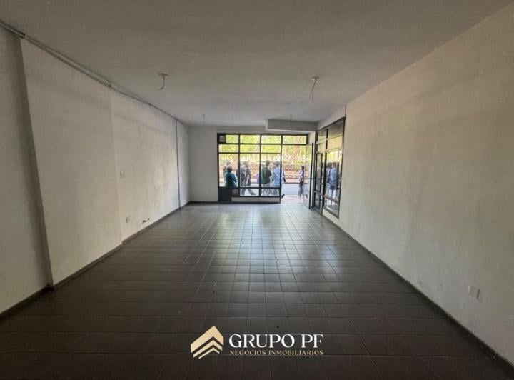 Local comercial · 43m²