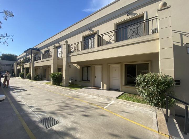 Casa · 122m² · 4 Ambientes · 1 Cochera