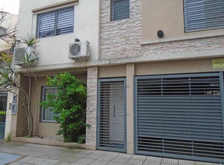Casa · 74m² · 3 Ambientes · 1 Cochera