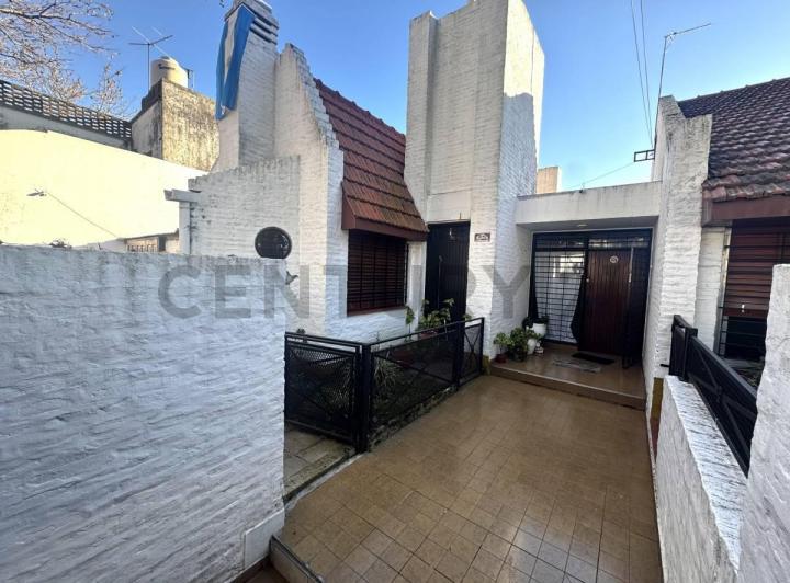 Casa · 157m² · 5 Ambientes · 1 Cochera