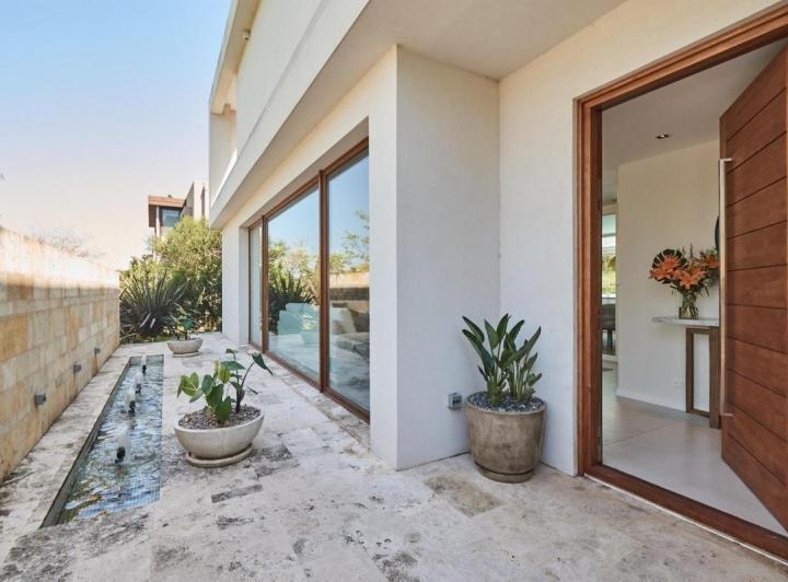 Casa · 550m² · 10 Ambientes · 5 Cocheras