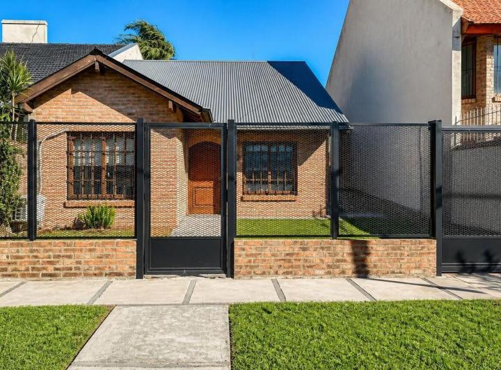 Casa · 150m² · 5 Ambientes · 1 Cochera