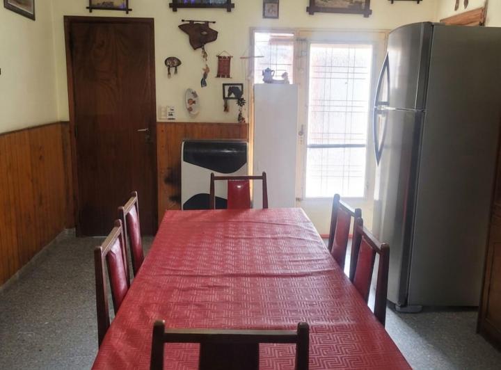 Casa · 164m² · 5 Ambientes · 2 Cocheras