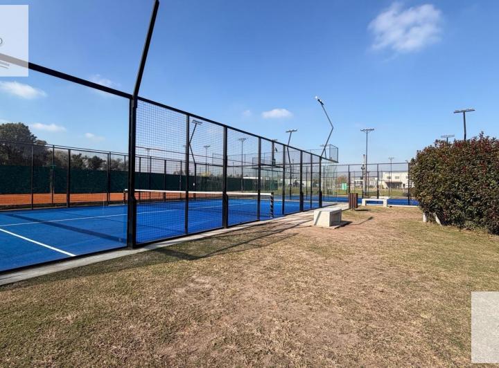 Casa · 154m² · 5 Ambientes · 2 Cocheras