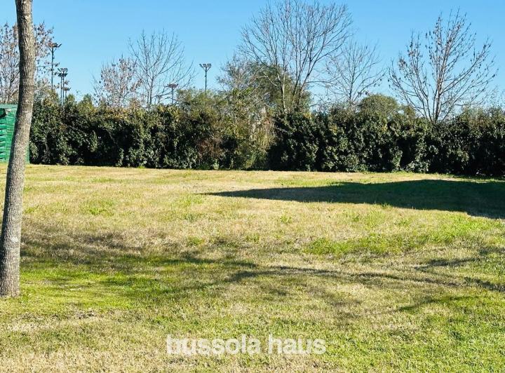 Terreno · 574m²
