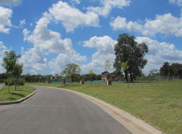 Terreno · 639m²