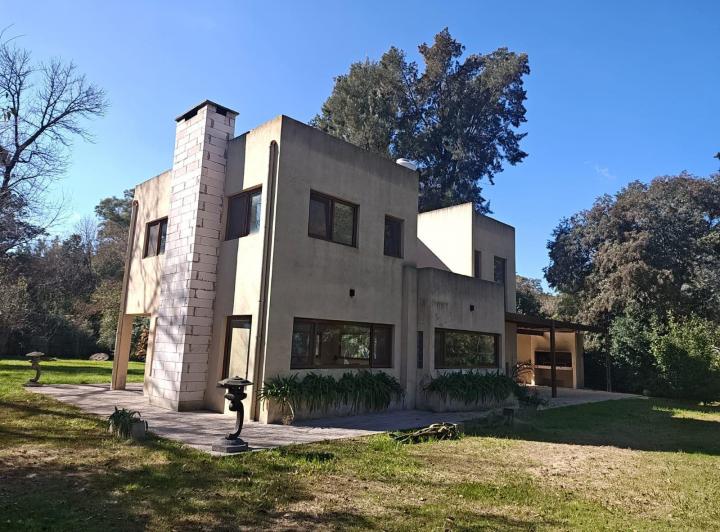 Casa · 213m² · 5 Ambientes