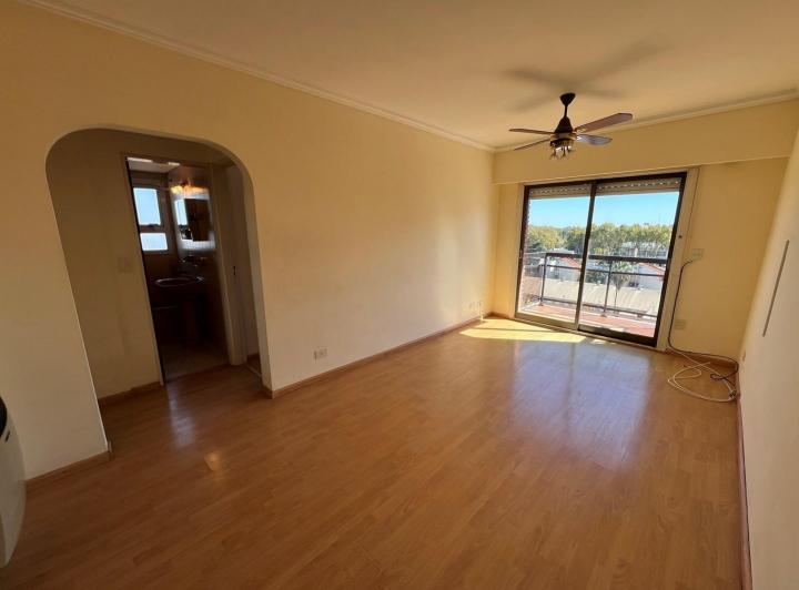 Departamento · 40m² · 2 Ambientes · 1 Cochera