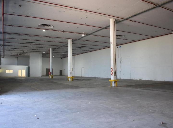 Bodega-Galpón · 690m² · 1 Ambiente