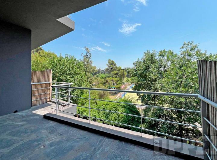 Oficina comercial · 71m² · 1 Cochera