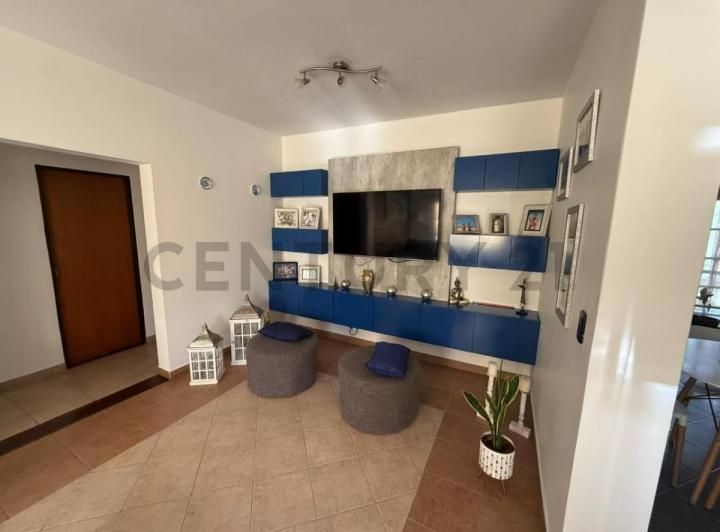 Casa · 150m² · 5 Ambientes · 2 Cocheras