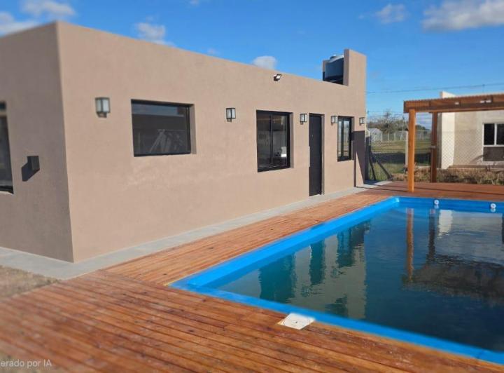 Casa · 42m² · 3 Ambientes · 1 Cochera