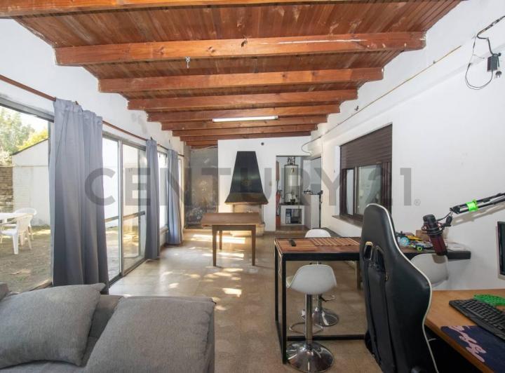 Casa · 110m² · 4 Ambientes · 1 Cochera